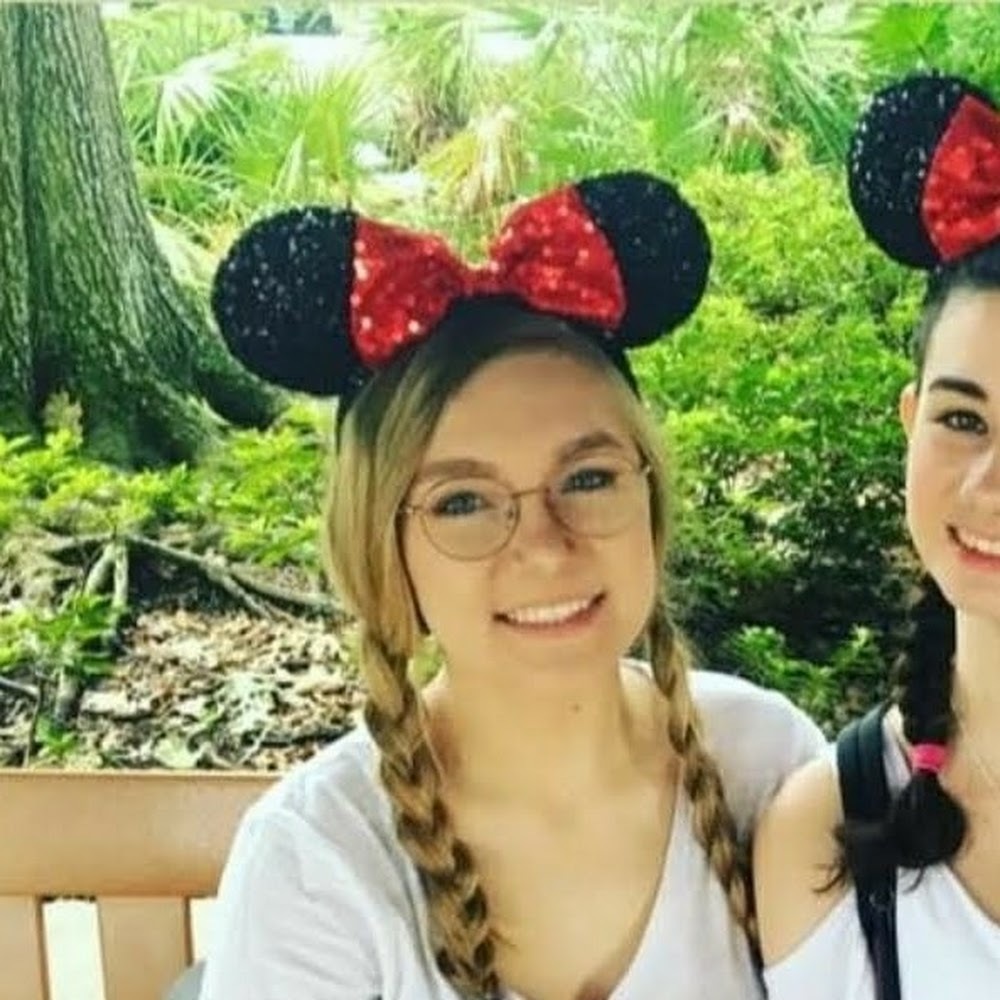 Meet your Posher, Ivy